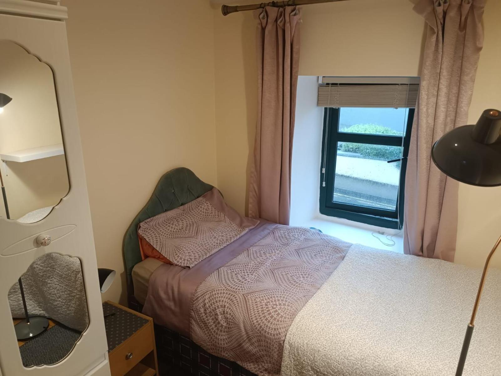 Bernie'S Place Castlebar Quarto foto